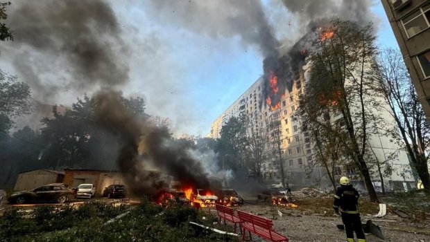 Rusiya Xarkovu VURDU: 6 ölü, 14 yaralı var