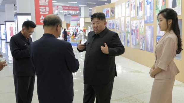 Kim Çen İnin ölüm xəbərini belə təkzib etdilər &ndash; FOTO