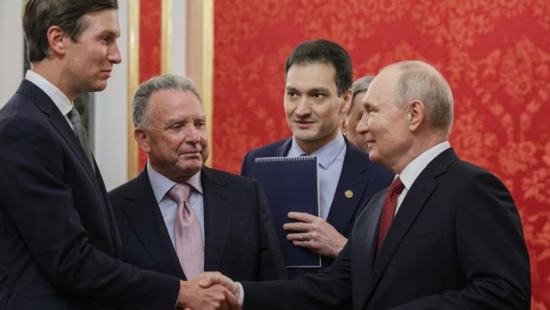 Uittkoff və Kuşner Sankt-Peterburqda Putinlə görüşəcəklər