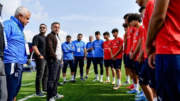 Ayxan Abbasovdan U-15 millisinə dəstək - FOTO