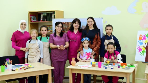Leyla Əliyeva Səmərqənddə uşaq reabilitasiya mərkəzlərinin fəaliyyəti ilə tanış oldu - FOTO