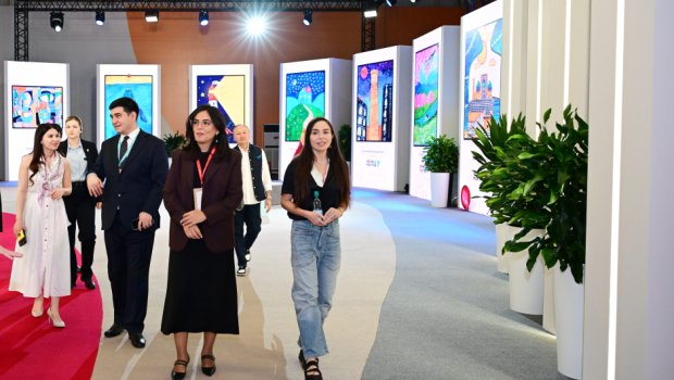 Leyla Əliyeva Səmərqənddə &ldquo;Uşağın gözü ilə dünya&rdquo; sərgisində - FOTO