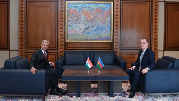 Azərbaycan və Hindistan XİN rəhbərlərinin təkbətək görüşü keçirilir &ndash; YENİLƏNİB/FOTO