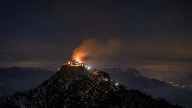 Hitlerin &ldquo;Qartal yuvası&rdquo; külə döndü &ndash; FOTO