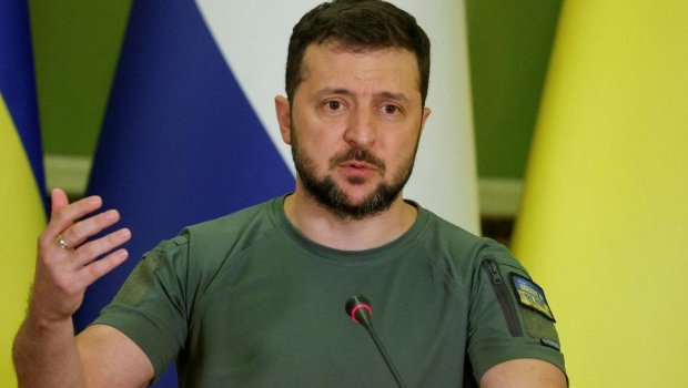 Zelenski hərbi vəziyyət və ümumi səfərbərliyin müddətini UZATDI