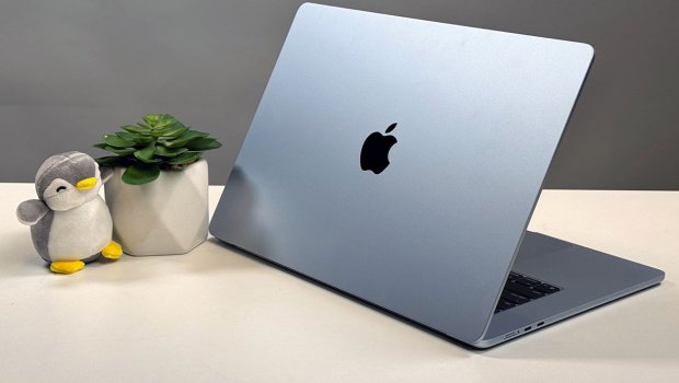 &ldquo;Apple&rdquo; 24 saat enerji yığmadan işləyə bilən noutbuk TƏQDİM ETDİ - FOTO