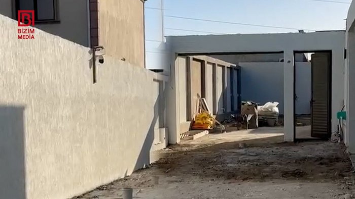 Mərdəkanda makler tikililərə qanunsuz MÜDAXİLƏ edir – İcra hakimiyyəti isə SUSUR – VİDEO