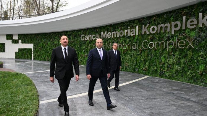 Prezident Gəncə Memorial Kompleksinin açılışında – FOTO