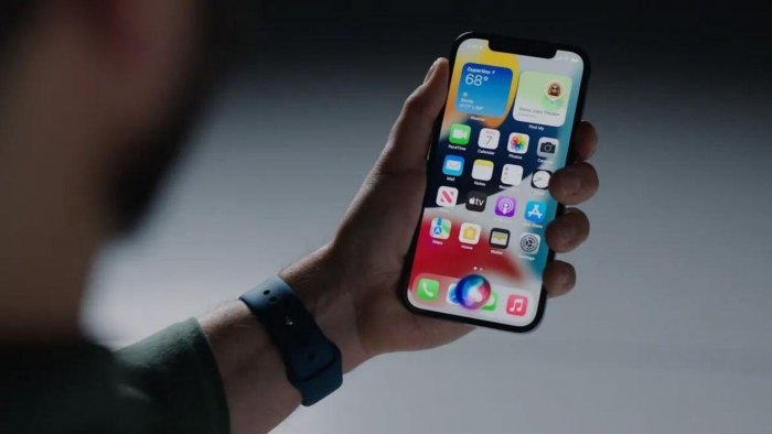Smartfon istifadəsinə MƏHDUDİYYƏT – İnformasiya “zəhərlənməsi”nə SƏBƏB olur?