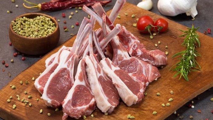 Quzu ətinin qiyməti 30 manatı KEÇDİ – Daha da BAHALAŞACAQ?