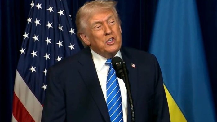 Tramp: &ldquo;Rusiya-Ukrayna münaqişəsində ərazi məsələsi hələ həll olunmayıb&rdquo; - VİDEO