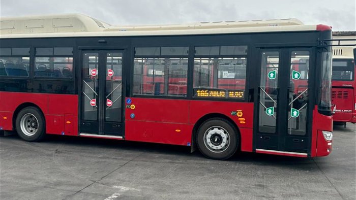 165 nömrəli marşrutdan ŞİKAYƏT &ndash; Sərnişinlər saatlarla niyə avtobus GÖZLƏYİR?