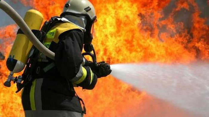 SON DƏQİQƏ: Yasamalda bina yanır