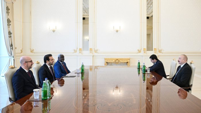 İlham Əliyev &ldquo;Zayed İnsan Qardaşlığı Mükafatı&rdquo; ilə bağlı nümayəndə heyətini qəbul etdi - FOTO