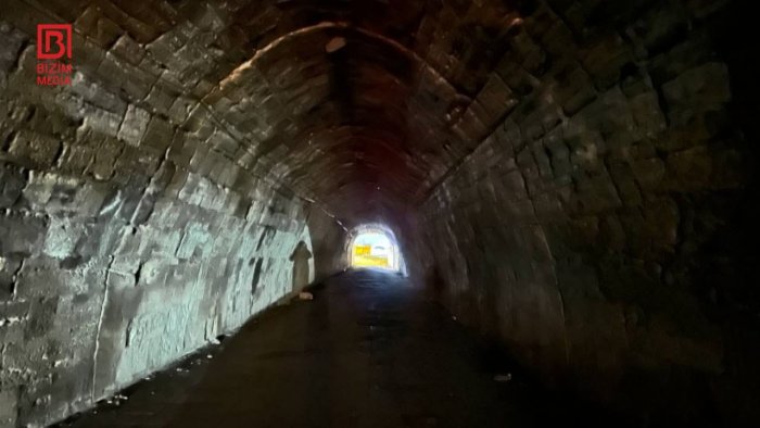Biləcəridə qorxu filmlərini xatırladan TUNEL &ndash; Niyə qaranlığa qərq olub? &ndash; VİDEO