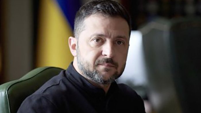 Zelenski: &ldquo;Rusiya ötən ay Ukraynaya 6 mindən çox dron, 158 raket atıb&rdquo;