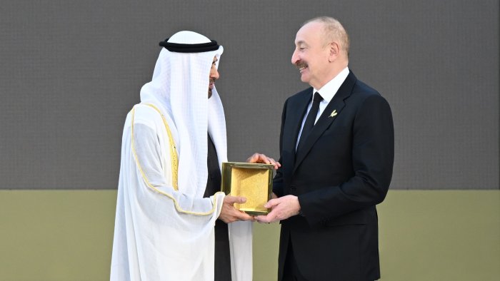 İlham Əliyevə "Zayed İnsan Qardaşlığı Mükafatı" TƏQDİM OLUNDU - FOTO/VİDEO