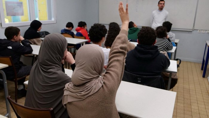 Radikal və kriminal təsirlərin gələcəyə vurduğu ZƏRBƏ &ndash; Valideyn məsuliyyətsizliyinin QORXUNC FƏSADLARI