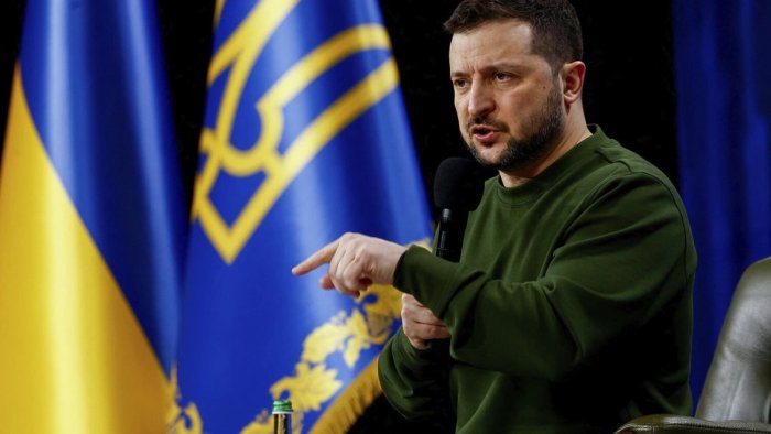 Zelenski Rusiyanın raket və dron istehsalçılarına qarşı sanksiyalar tətbiq etdi