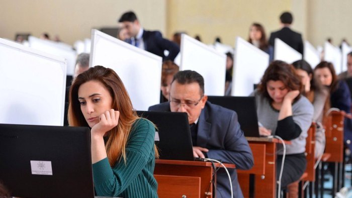 Dövlət qulluğu üzrə imtahanlara qeydiyyat BAŞLADI