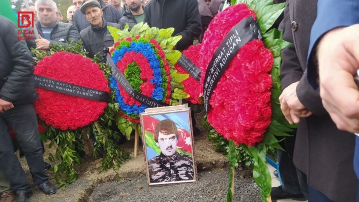 Üzünü görmədiyi, adını daşıdığı şəhid atasını DƏFN etdi - FOTO
