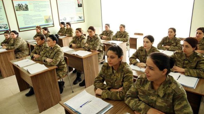 Bu şəxslərin hərbi xidmət müddəti AZALDILIR