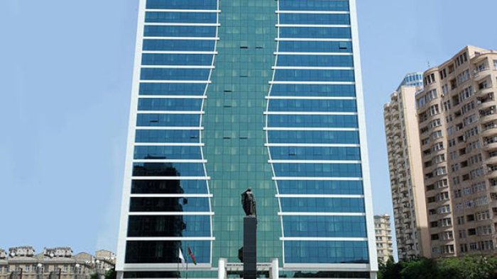 Əmək və əhalinin sosial müdafiəsi nazirinin müavinlərinin sayı ARTIRILDI