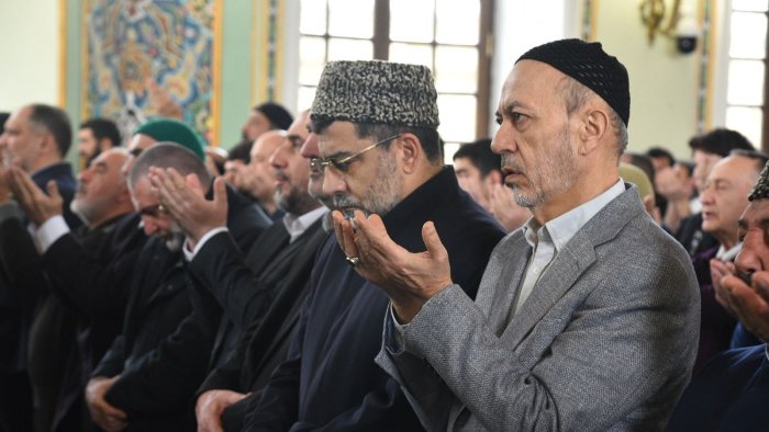 Bakıda bayram namazı qılındı &ndash; FOTO