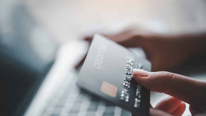 Məsafədən bank hesabı açılması qaydaları QÜVVƏYƏ MİNDİ