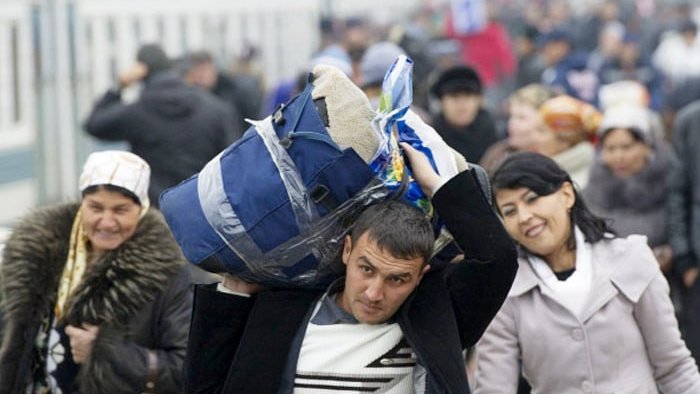 Səyahət edən viruslar - Miqrant axını hansı xəstəlikləri yayır?