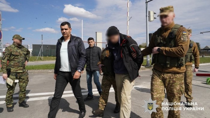 Rafiq ləqəbi ilə tanınan şəxs Azərbaycana TƏHVİL VERİLDİ - FOTO