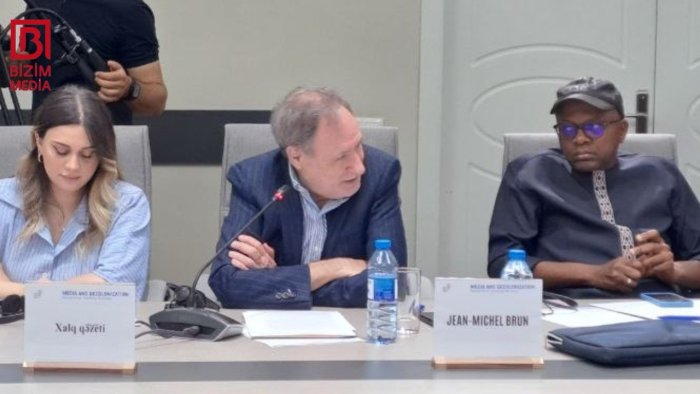 Jan-Mişel Brun Bakıda Fransa mətbuatının əsl simasını İFŞA ETDİ &ndash; FOTO