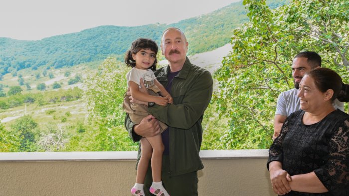 İlham Əliyev Əsəd Əsədovun evində - FOTO