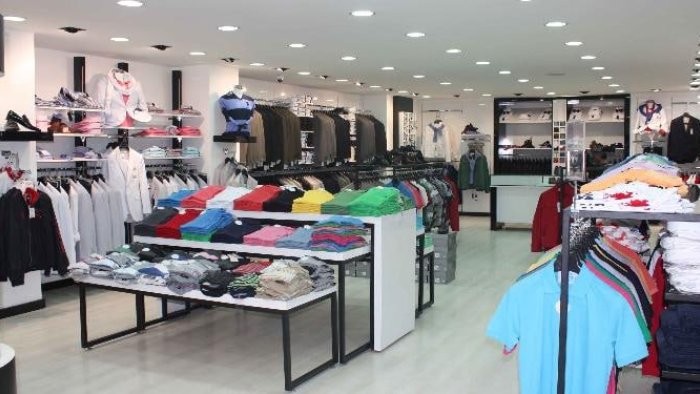 Rəqəmlər bir şeyi deyir, vitrinlər başqa - Türkiyə idxalı artır, bəs niyə Çin liderliyini qoruyur?