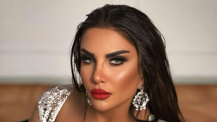 Zenfira İbrahimova: &ldquo;4 il əvvəl qabırğalarımı çıxartdırmışam&rdquo;