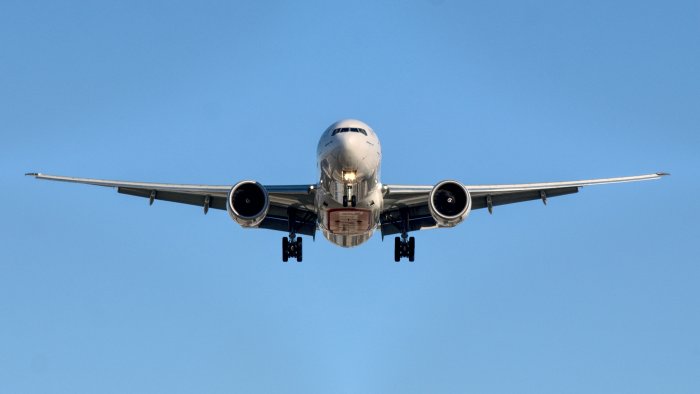 Moskvanın əsas hava limanı normal iş rejiminə qayıtdı