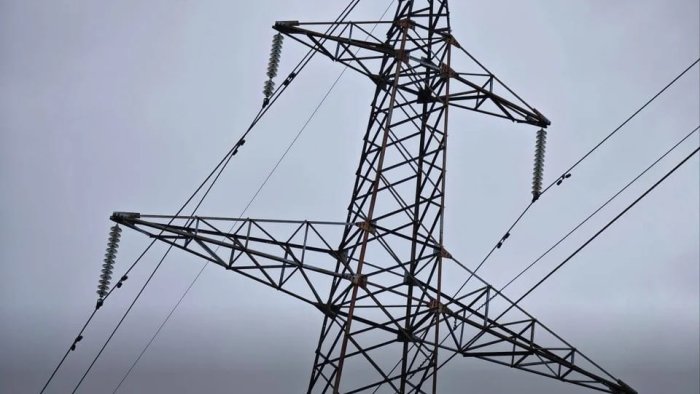 Krımda elektrik enerjisinin verilişi məhdudlaşdırıldı