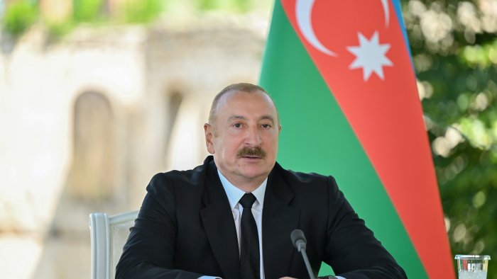 Prezident: &ldquo;Müstəqil ölkəyə necə yaşamaq, nəyi etmək, nəyi etməmək barədə dərslər verilməli deyil&rdquo; - VİDEO