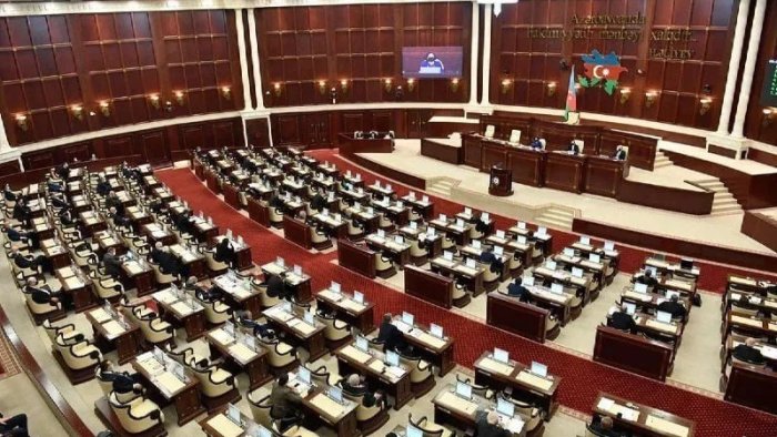 Milli Məclisin iclası başladı &ndash; Hansı məsələlər müzakirə olunur?