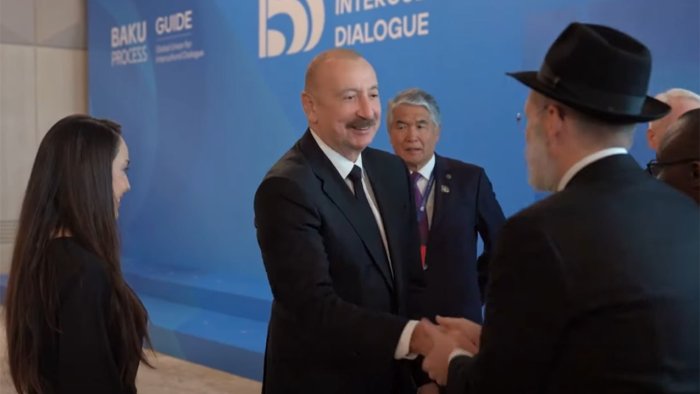 Prezident qonaqlarla görüşdü – VİDEO