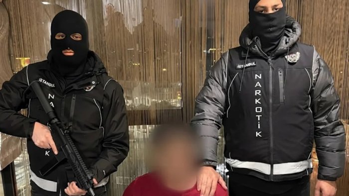Beynəlxalq axtarışda olan narkobaron İstanbulda yaxalandı &ndash; VİDEO