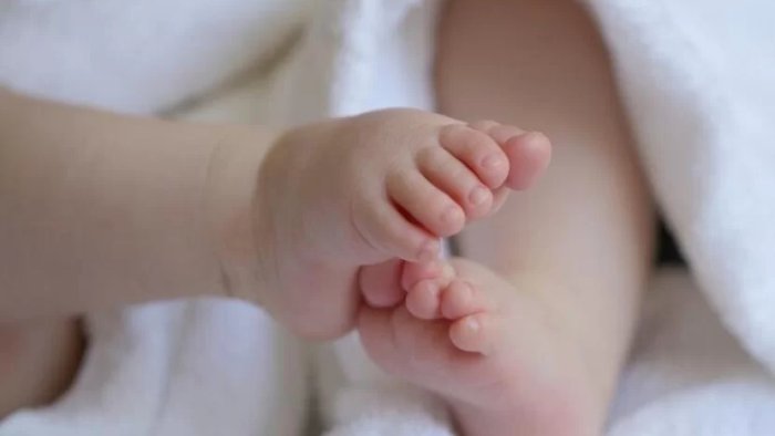 Azərbaycanda nikahdankənar doğulan uşaqların sayı xeyli azalıb