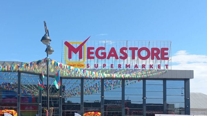 "Megastore"dan aldığı məhsulların hamısı xarab çıxdı &ndash; VİDEO